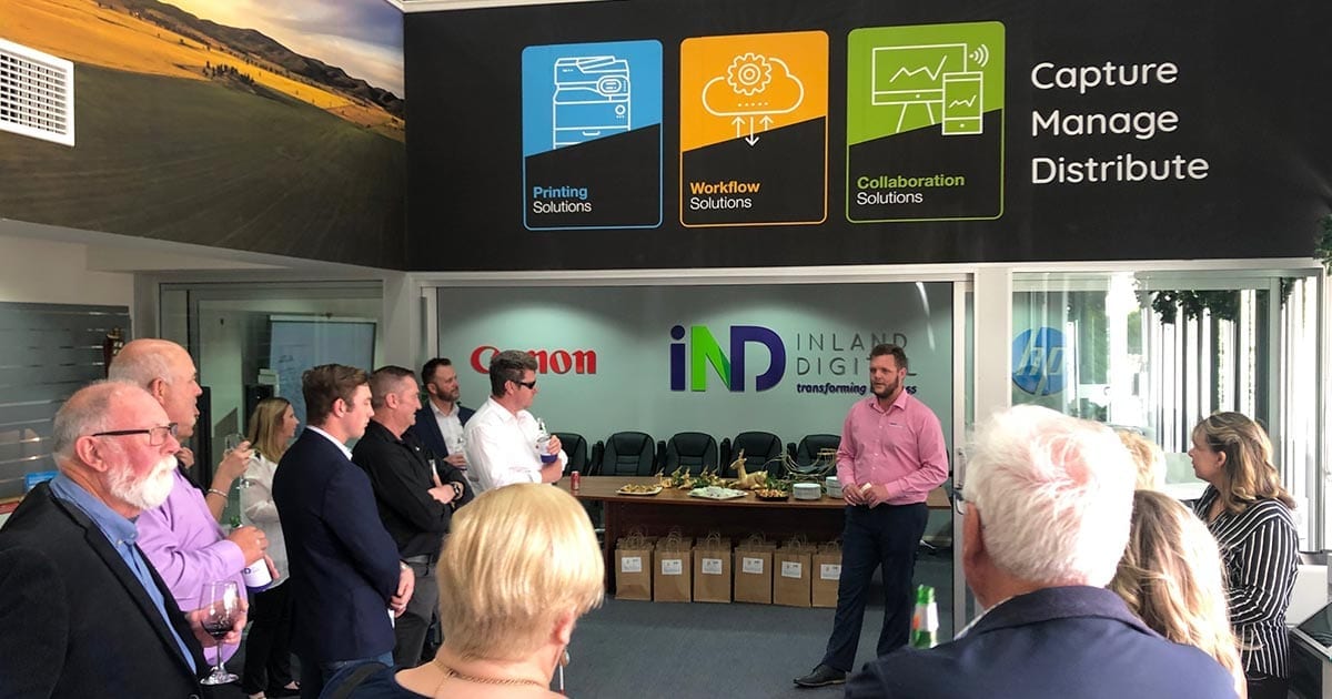 Read more about the article Orange Business Chamber Networking Drinks